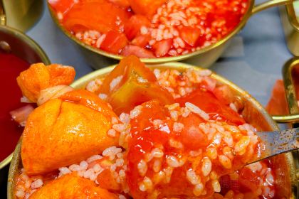 罗小劲招牌牛肉牛杂火锅