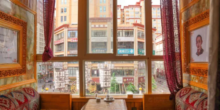 瑪傑崩日藏餐廳