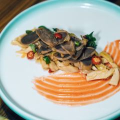 鱼巷子·味尽千岛湖(南景路店) User Photo