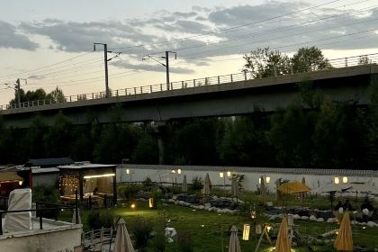 与念餐茶庭院
