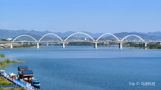 Ankang Han River Cruise