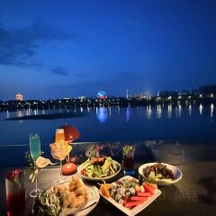 ONE PARTY BAR User Photo