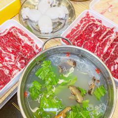 杨老板·海鲜集市火锅·鲜切牛肉(中防万宝店) User Photo