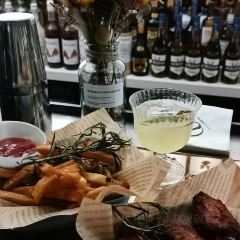 145號U&Lounge Bar張用戶圖片