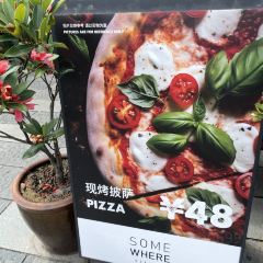 SOMEWHERE kitchen User Photo