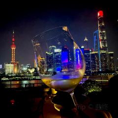 UNIVERSAL BUND BAY User Photo