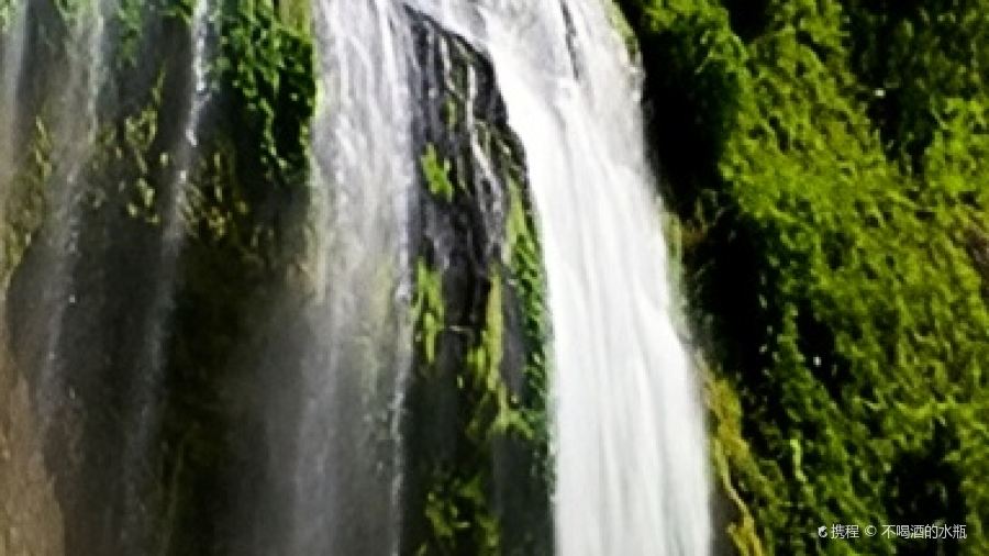 Isdaan Floating Restaurant