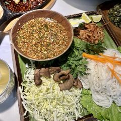 西雙曼傣.邊境傣味.野生菌手抓飯.炒野生菌（南屏街•百大新天地店）張用戶圖片