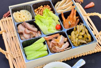 万厨娘卤肉馆（中央城店） User Photo