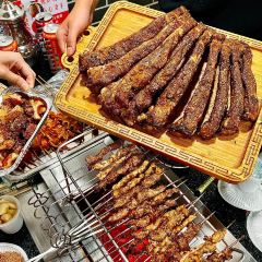 Huang sang ben shan xian nang keng barbecue (zhang dian dian) 여행 사진