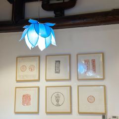 龙谷山房素食餐厅(聚龙小镇店) 여행 사진