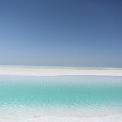 乌素特水上雅丹梦幻星空野奢度假酒店·雅丹之夜 User Photo