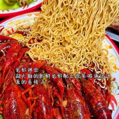 Benpaobaxiaolongxia (weilailu) User Photo