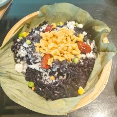 YU YAN LOU User Photo