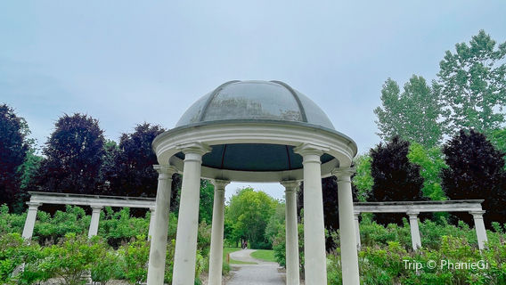 Kinsman Valleyview Gardens