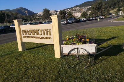 Mammoth Hot Springs Dining Room