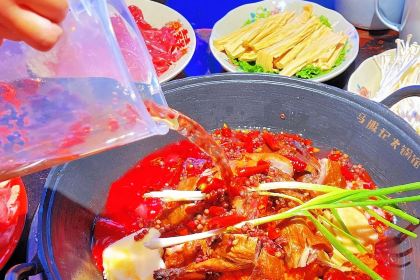 马服记火锅馆(万达金街店)