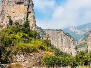 Yan Lake Tourist Attraction