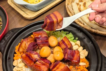 德超海鮮·青島菜·海腸撈飯