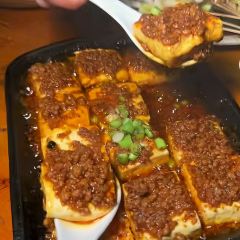 自蚝餐厅·功夫鸡蛙煲·牛腩·牛杂煲 User Photo