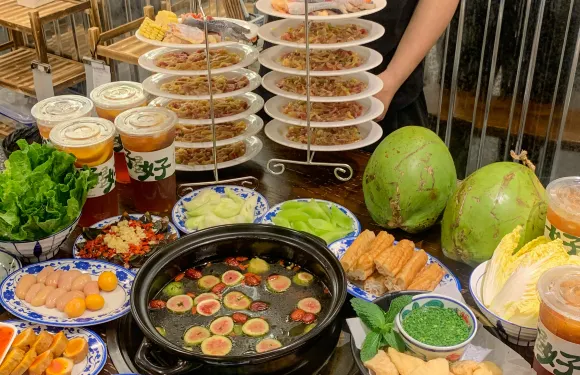 潮天生雞煲火鍋（杭州總店）