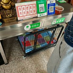 珀玉莲花白米线店 User Photo