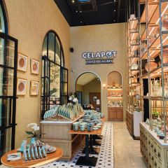 Celapot Café x Gallery เซลาพอต คาเฟ่ ครอส แกลลอรี่ ศิลาดล User Photo