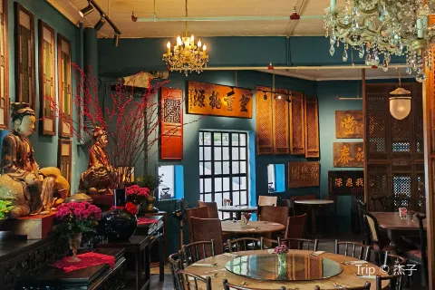 Precious Old China