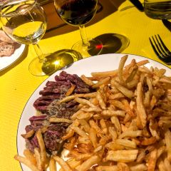 L'Entrecote Cafe de Paris User Photo