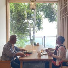元阳万缮度假酒店餐厅 User Photo