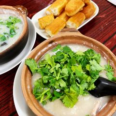 威仔猪杂粥(富城店) User Photo