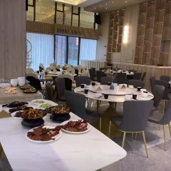 林芝后客东来酒店·后知咖啡 User Photo