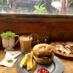 山野Bistro （下雨崩店）張用戶圖片