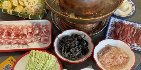 老北京銅鍋涮肉