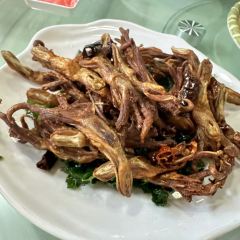 YI LIANG NA YANG REN GU HONG XIANG FAN DIAN User Photo