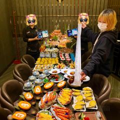 极上萬膳·自助放題(来福士江景店) User Photo