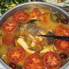 巧巧婆重庆农家土菜馆·牦牛肉汤锅 User Photo