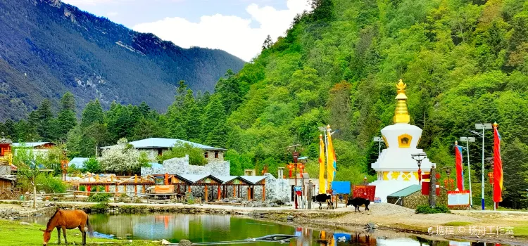 格桑雲浪餐廳