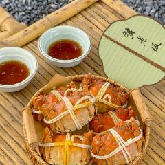 YANG CHENG HU LIAN HUA DAO XIE LAO BAN NONG GU LE User Photo