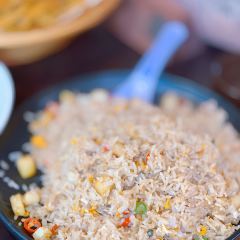 小瓦碴厨房餐厅 User Photo