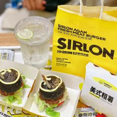 沙朗阿甘鲜肉汉堡(人民公园店) User Photo