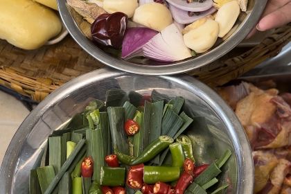 红房老灶柴火鸡