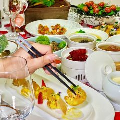 約吧YUEBAR輕奢創意餐廳張用戶圖片