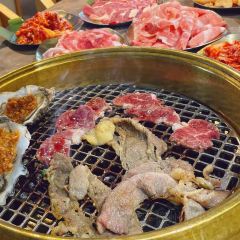 滋滋牛自助烤肉(东百中心店) User Photo