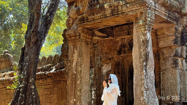 Northern Gate to Preah Khan