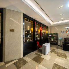 钢管厂五区小郡肝串串香(芳草地店) User Photo