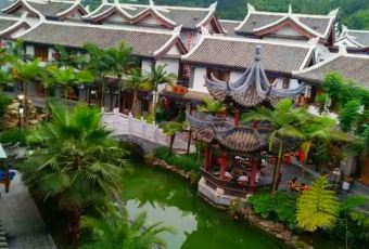 万厨娘卤肉馆（中央城店） User Photo