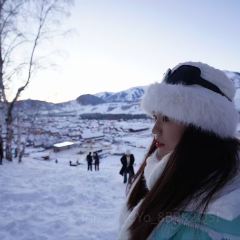 禾木老村山庄 User Photo