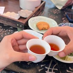 源一之青朴咖啡馆(酒吧街店) User Photo