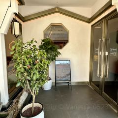 CHONG SHANG WAI PO QIAO SI MING AN CHANG DIAN User Photo